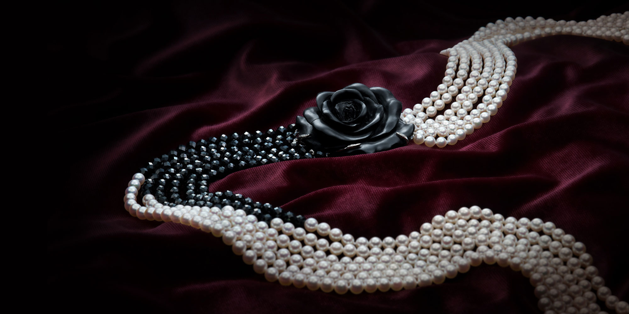 Italian hand-cut ebony rosebud with premium Akoya pearls and facetted black spinels | SUEN